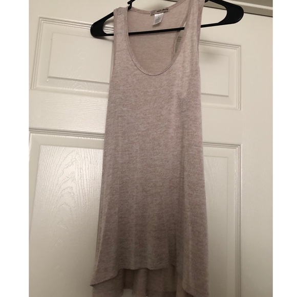 Tan tank - Picture 1 of 1